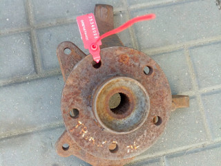 ступица передняя левая Renault Trafic 2 поколение (2001 - 2006)