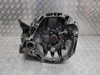 КПП механическая (МКПП) Renault Clio 3 поколение [рестайлинг] 2012, 1.5 л., дизель, МКПП, JR5306
