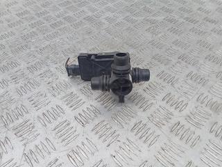 фланец (тройник) системы охлаждения Mercedes-Benz C-Класс W205/S205/C205 2016, A0005003040