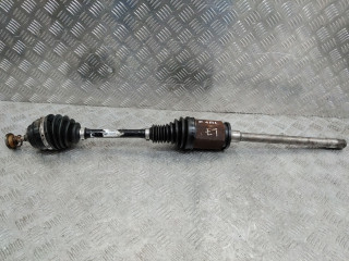 полуось передняя правая (приводной вал, ШРУС) BMW 7 серия F01/F02 2012, 3.0 л., дизель, 7593040