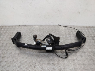 прицепное устройство (фаркоп) Audi Q5 8R 2011, 2.0 л., дизель, 8R0800495