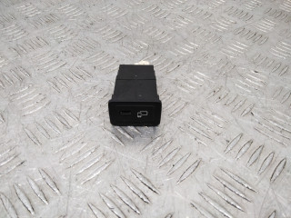разъем AUX / USB Mercedes-Benz E-Класс W213/S213/C238/A238 [рестайлинг] 2021, A2478204602