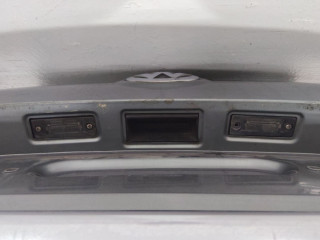 Кнопка открытия багажника ( в составе крышки багажника) Volkswagen Passat B6 2007, универсал