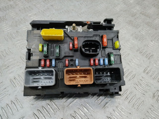 блок предохранителей Citroen C3 1 поколение 2006, 9659741780, L03
