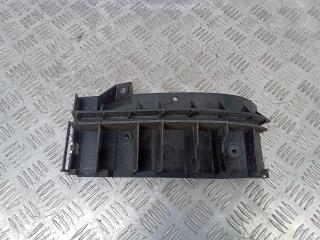 Крепление бампера заднего Audi A3 8L [рестайлинг] 2000, 8L0807377E