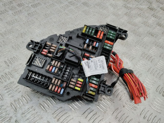 блок предохранителей BMW 7 серия F01/F02 2012, 3.0 л., дизель, 9252812