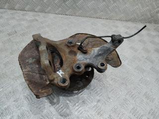кулак поворотный правый Mercedes-Benz C-Класс W203/S203/CL203 2004