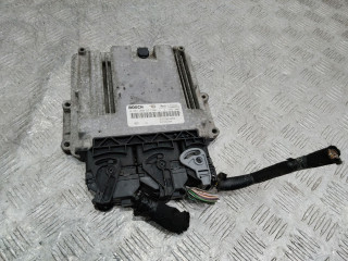 блок управления двигателем Renault Master 3 поколение 2012, 2.3 л., M9T 870, дизель, МКПП, 237102265R
