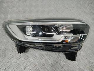фара правая Renault Kadjar 1 поколение 2018, 260101096R