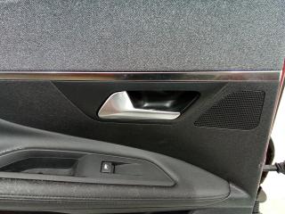 ручка внутренняя задняя левая Peugeot 3008 2 поколение 2018