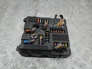 блок предохранителей Renault Scenic 2 поколение 2006, 8200306032