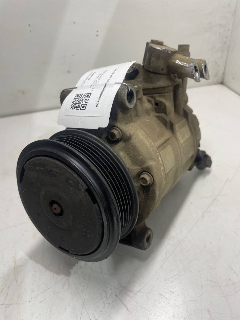 компрессор кондиционера Audi A4 B8/8K 2010, 1.8 л., бензин, 8EO260805CB - фото №1