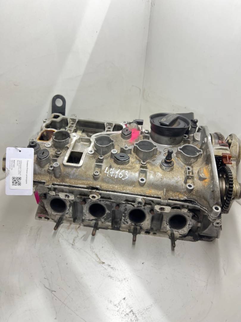 головка блока цилиндров Volkswagen Tiguan 1 поколение 2009, 2.0 л., бензин, 06H103373K, 06H103373J, 06H103475G - фото №1