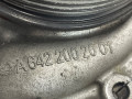 помпа Mercedes-Benz GL-Класс X166 2013, 3.0 л., дизель, A6422002001 - фото №3