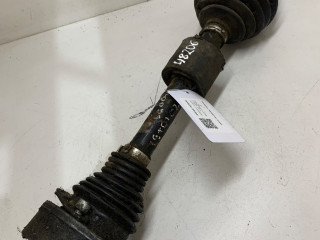 полуось передняя левая (приводной вал, ШРУС) Volkswagen Caddy 2 поколение 2004, 1.9 л., дизель, универсал