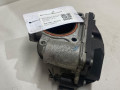 заслонка дроссельная Volkswagen Passat B6 2009, 1.9 л., дизель, 03G128063M - фото №3