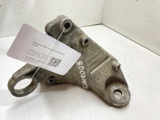 кронштейн КПП Audi A6 4B/C5 2000, 1.9 л., дизель, МКПП, седан, 8D0399114S