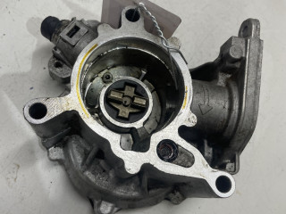 насос вакуумный Volkswagen Passat B6 2010, 2.0 л., бензин, 06J145100B, 0215121019312003, 06J145100G, 06J145100P, 06J145100A, 06J145100C