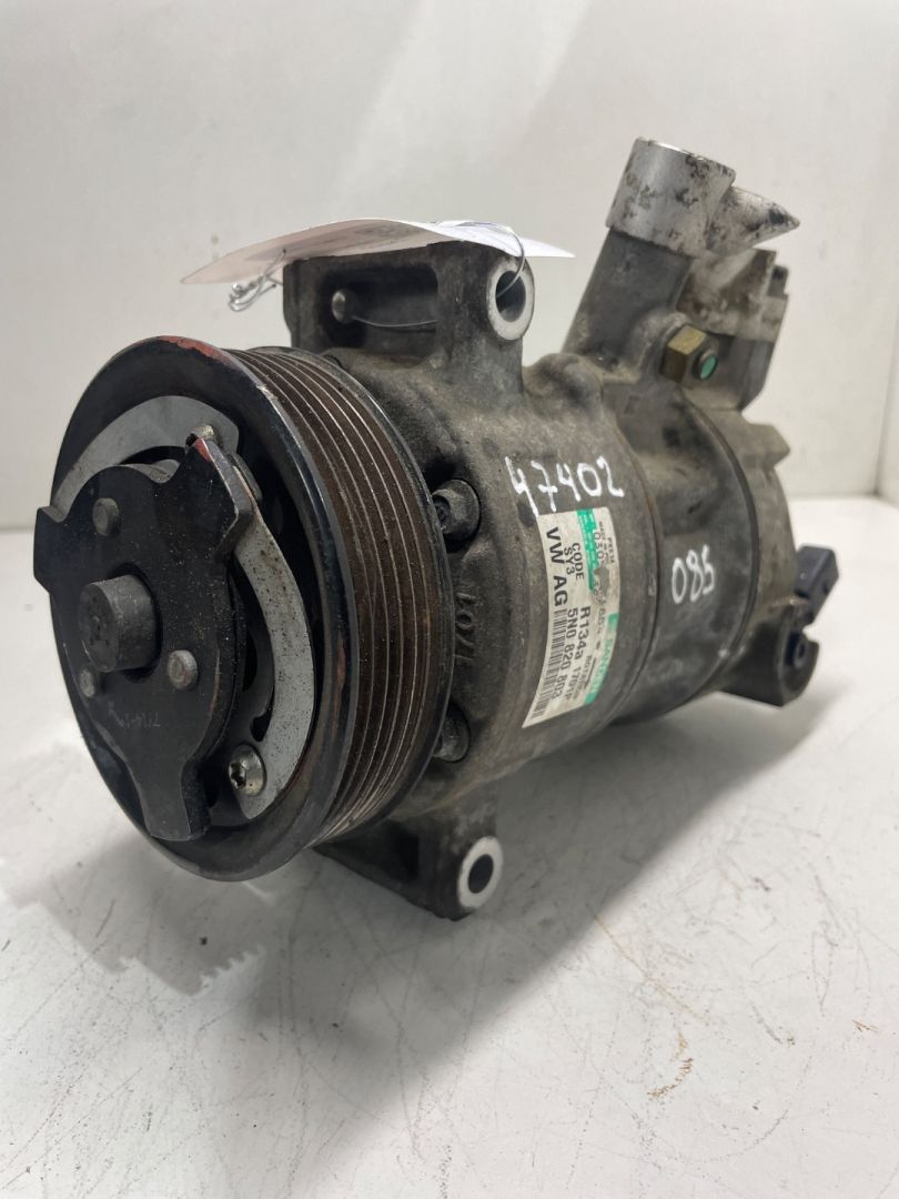 компрессор кондиционера Volkswagen Passat B7 2013, 2.0 л., дизель, 5N0820803, 5N0820803C - фото №1