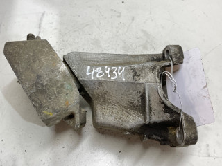 подушка крепления КПП Audi A6 4A/C4 1997, 4A0399113J