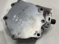 насос вакуумный Volkswagen Passat B6 2010, 2.0 л., бензин, 06J145100C, 0215121019312003, 06J145100G, 06J145100P, 06J145100A, 06J145100B - фото №2