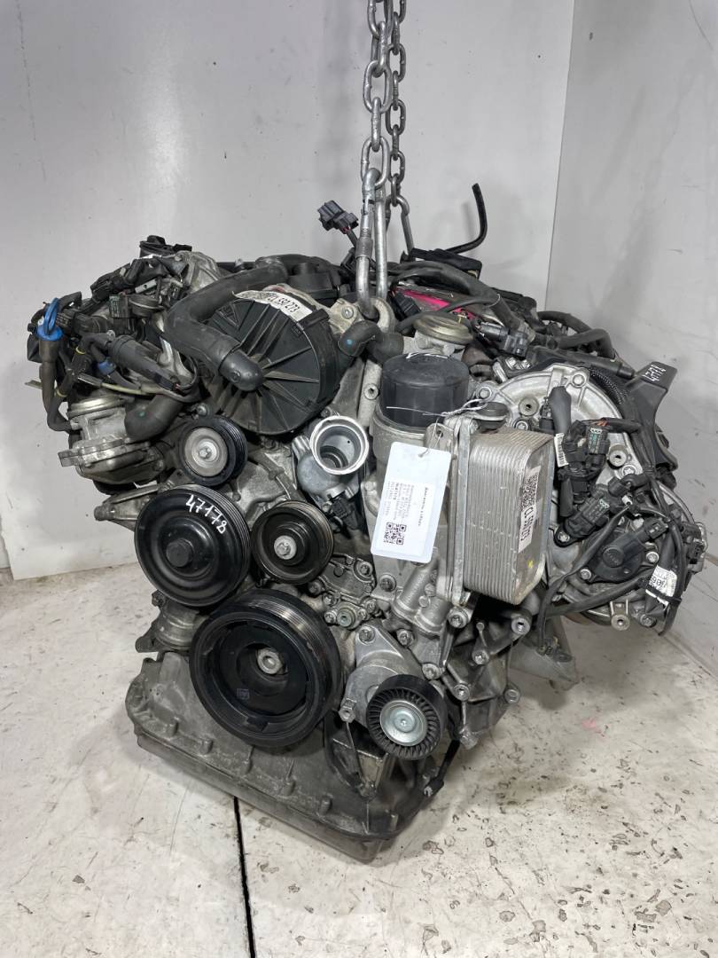 двигатель Mercedes-Benz S-Класс W221 2008, 5.5 л., бензин, M273960, M273971, M273968, M273961, 273961, M273963, 273963, 273971, M273966, M273967, M273961, M273962, M273965, 273965, 273960, 273968, 273967, 273966 - фото №1