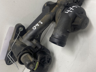корпус термостата Volkswagen Passat B6 2010, 1.4 л., бензин, 03C121026S, 03C121111P, 03C121111AB