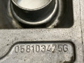 клапанная крышка Audi A4 B5 1997, 1.8 л., бензин, 058103475G - фото №3