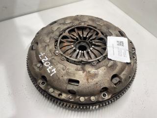 комплект сцепления Volkswagen Passat B6 2010, 2.0 л., дизель, 03L105266BD