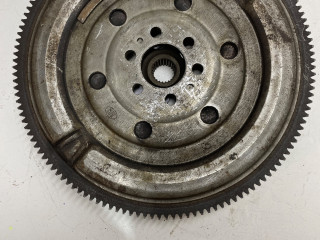 маховик Audi A4 B6 2005, 2.0 л., бензин, 058105317D