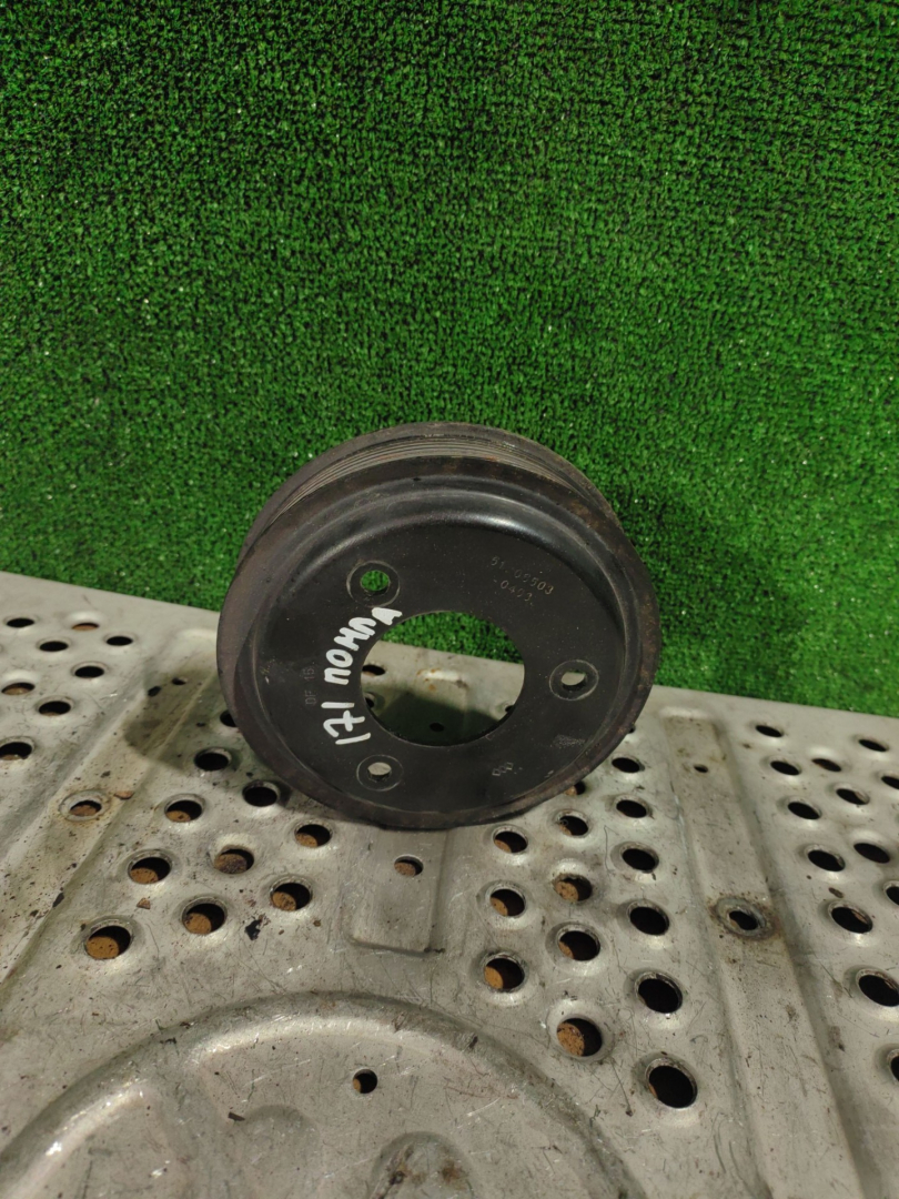 шкив помпы MAN TGX 1 поколение 2016, 12.4 л., D 2676 LF 45, дизель, АКПП, правый руль, 51065030403 - фото №1