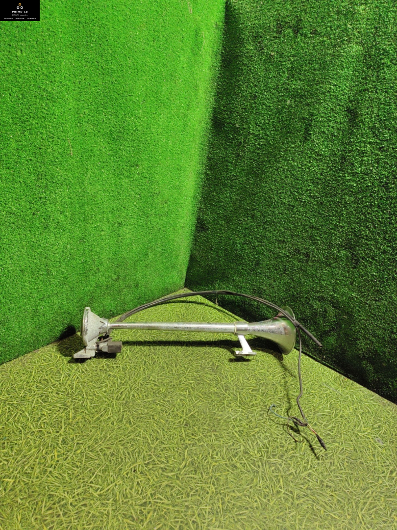 сигнал (клаксон) Volvo FH 2 поколение 2003, 12.1 л., D12D460, дизель, МКПП, 8153766 - фото №1