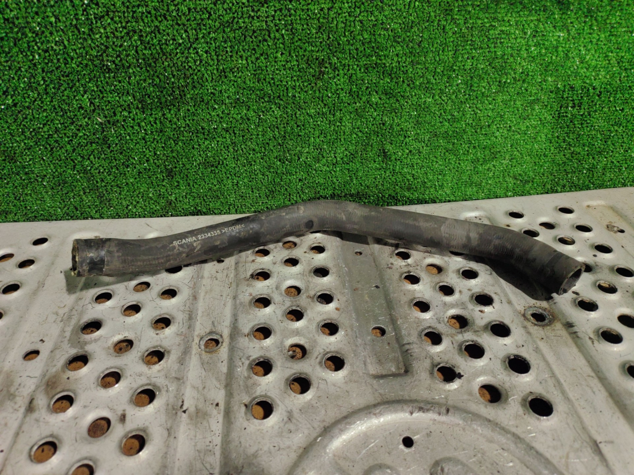 патрубок радиатора Scania 6-series 2018, 12.7 л., DC 13.148, дизель, АКПП, правый руль, 2334335 - фото №1