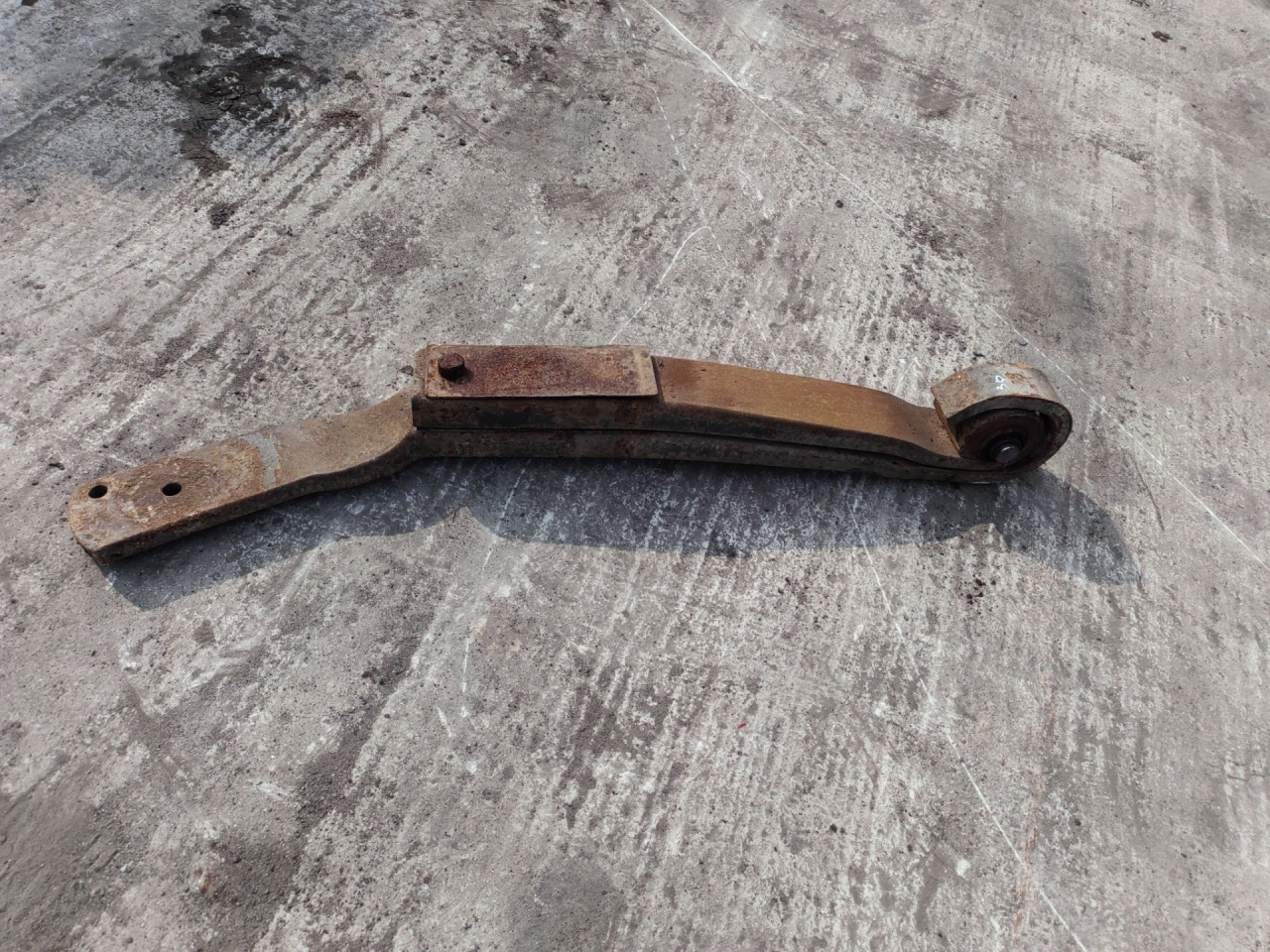 полурессора задняя левая Scania 5-Series 2007, 11.7 л., DC 12.15, дизель, АКПП, 1421060 - фото №1