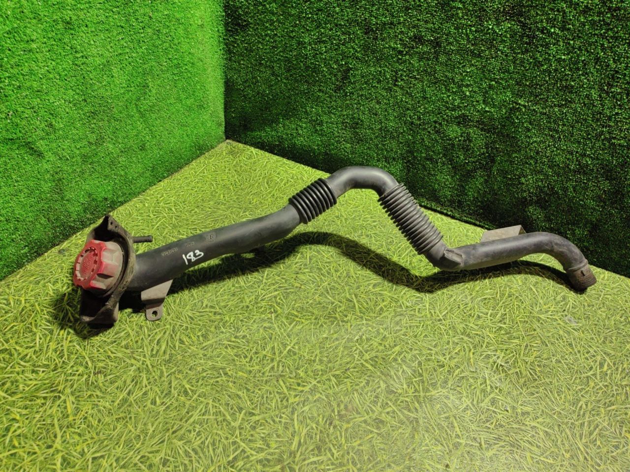 маслозаливная горловина Volvo FH 3 поколение 2012, 12.8 л., D13C500, дизель, АКПП, 21231251 - фото №1