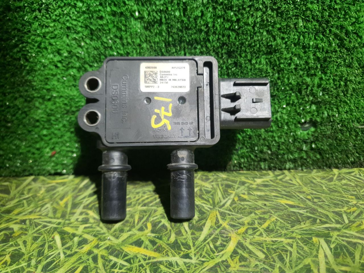 датчик давления (температуры) выхлопных газов DAF XF 106 1 поколение 2018, 12.9 л., MX-13 375, дизель, АКПП, правый руль, 2124494, 1818119, 4383998 - фото №1