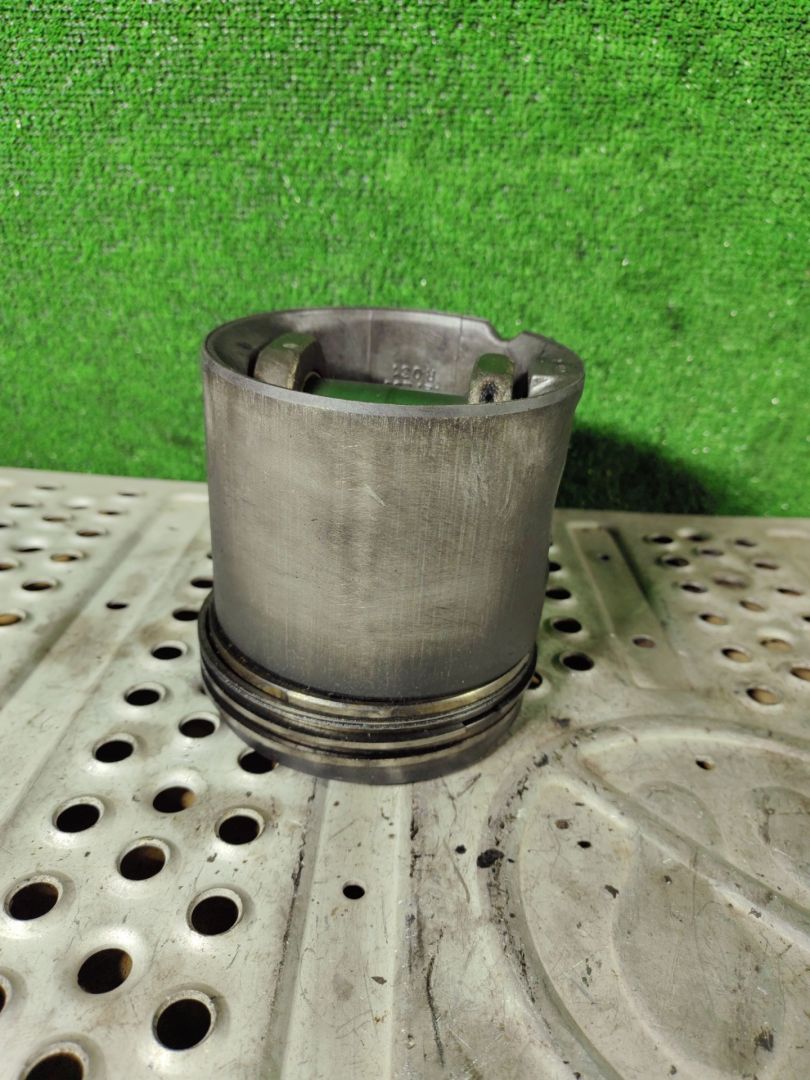 поршень Scania P 2 поколение 1995, 1378551 - фото №1