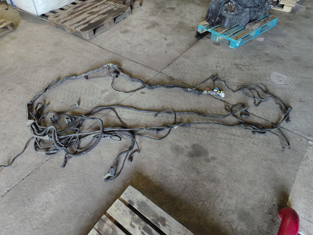 проводка Volvo FH 3 поколение 2012, 12.8 л., D13C500, дизель, АКПП, 85107064 - фото №1