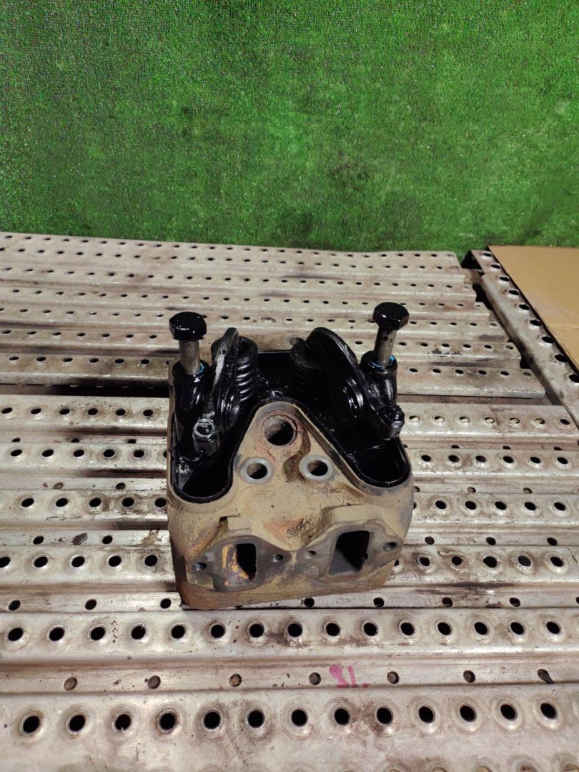 головка блока цилиндров Scania P 2 поколение 1995, 1523419 - фото №1