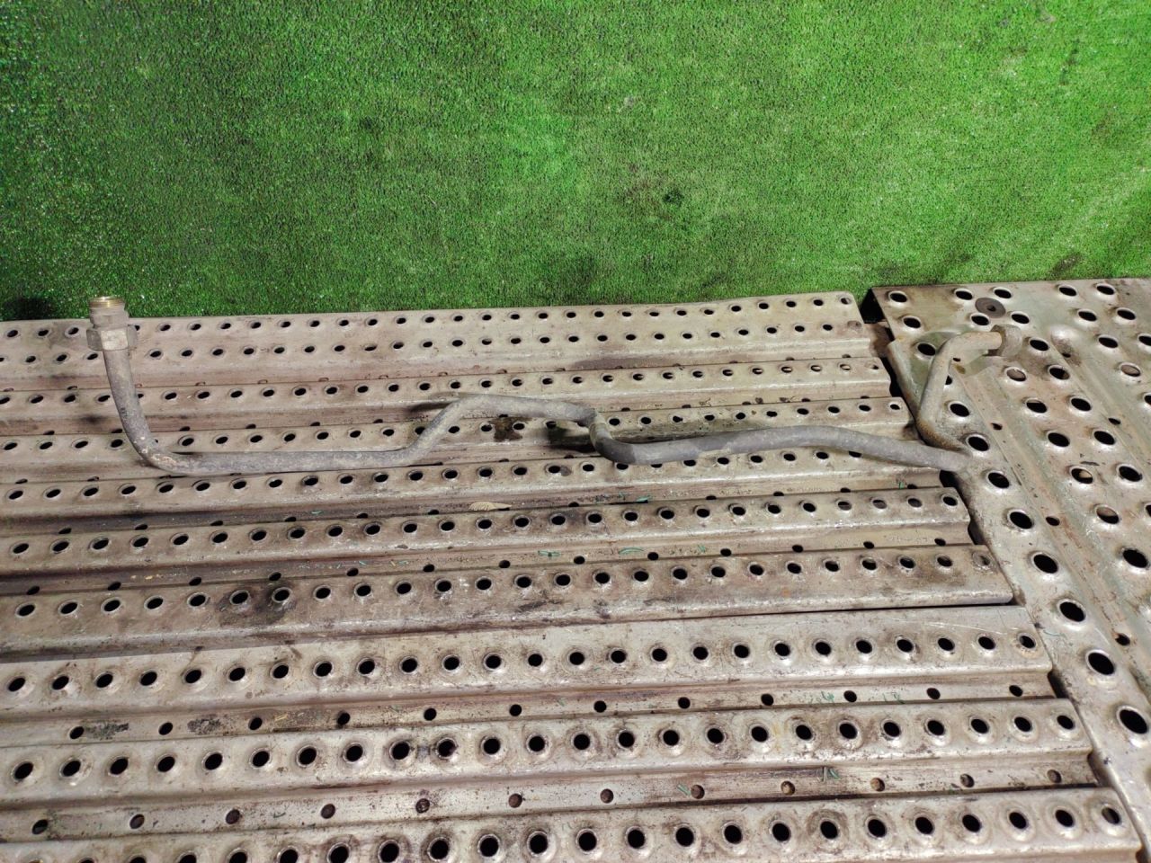 Трубка компрессора Volvo FM 3 поколение 2015, 10.8 л., D11K410, дизель, АКПП, 22120604 - фото №1