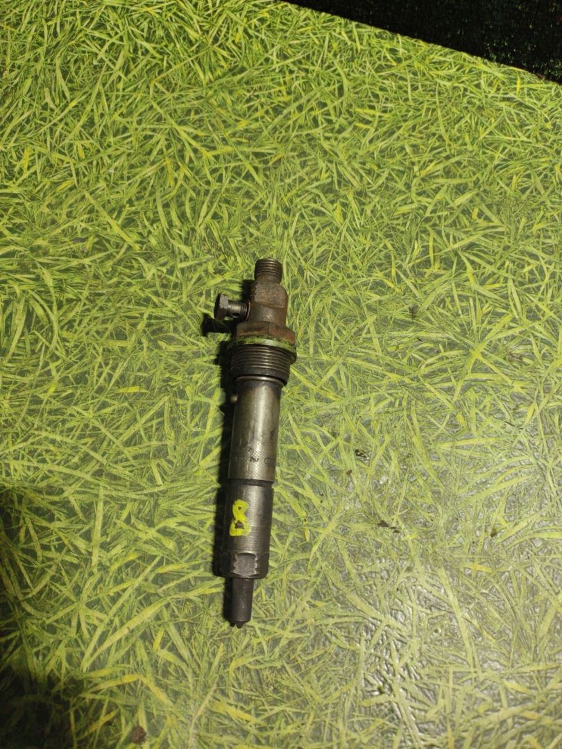 форсунка Scania P 2 поколение 1995, 0986430387, 1384170 - фото №1