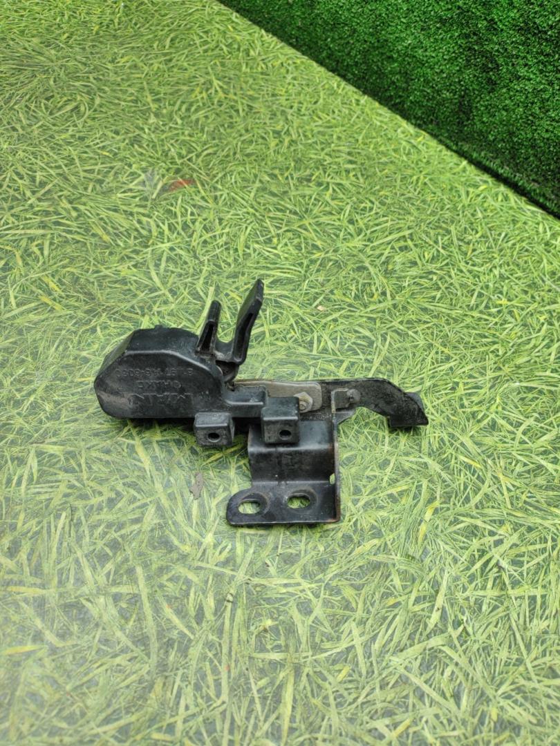 замок капота MAN TGX 1 поколение 2017, 12.4 л., D 2676 LF 52, дизель, АКПП, правый руль, 81971166080 - фото №1