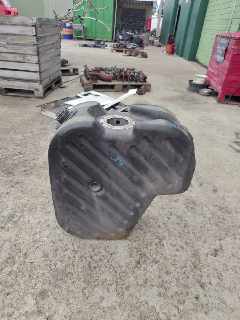 бак AdBlue (мочевины) Scania 5-Series 2007, 11.7 л., DC 12.15, дизель, АКПП, 1740107, 1777459 - фото №1