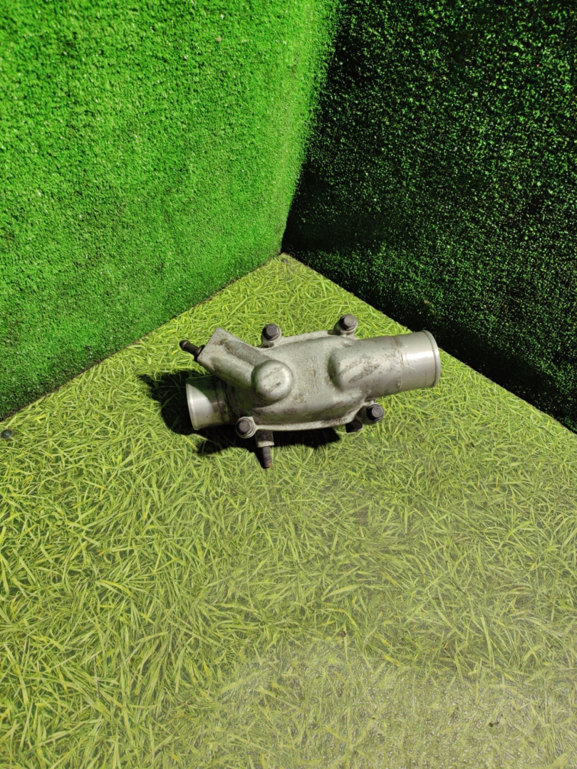 корпус термостата Scania 6-series 2019, 13.0 л., OC13 101 L01, газ, АКПП, 2650308, 2378989 - фото №1