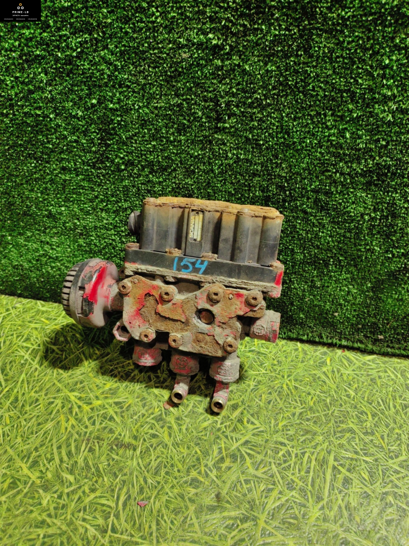 кран управления пневмоподвеской Scania 5-Series 2006, 11.7 л., DT 12.12, дизель, АКПП, 1448078 - фото №1