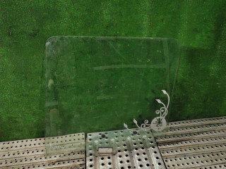 стекло двери передней правой Scania 4-Series 2002, 11.7 л., DC 12.01, дизель, 1910524