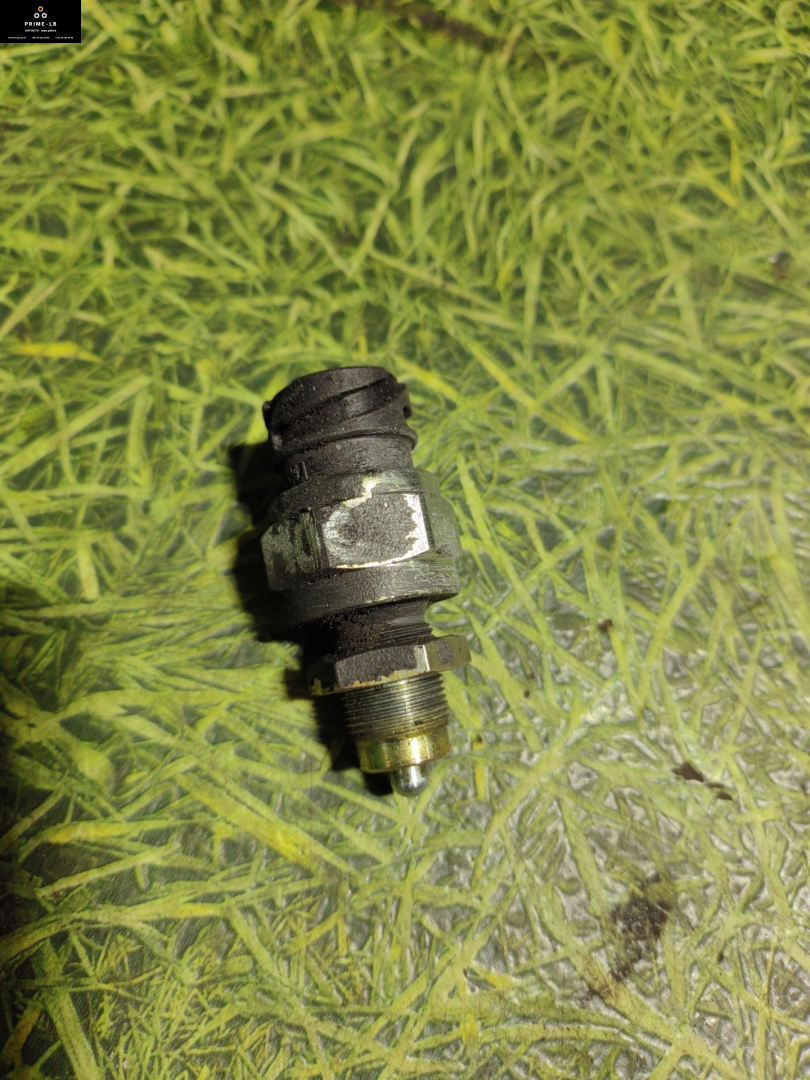 датчик блокировки дифференциала Volvo FH 3 поколение 2013, 12.8 л., D13C500, дизель, АКПП, 3181941 - фото №1