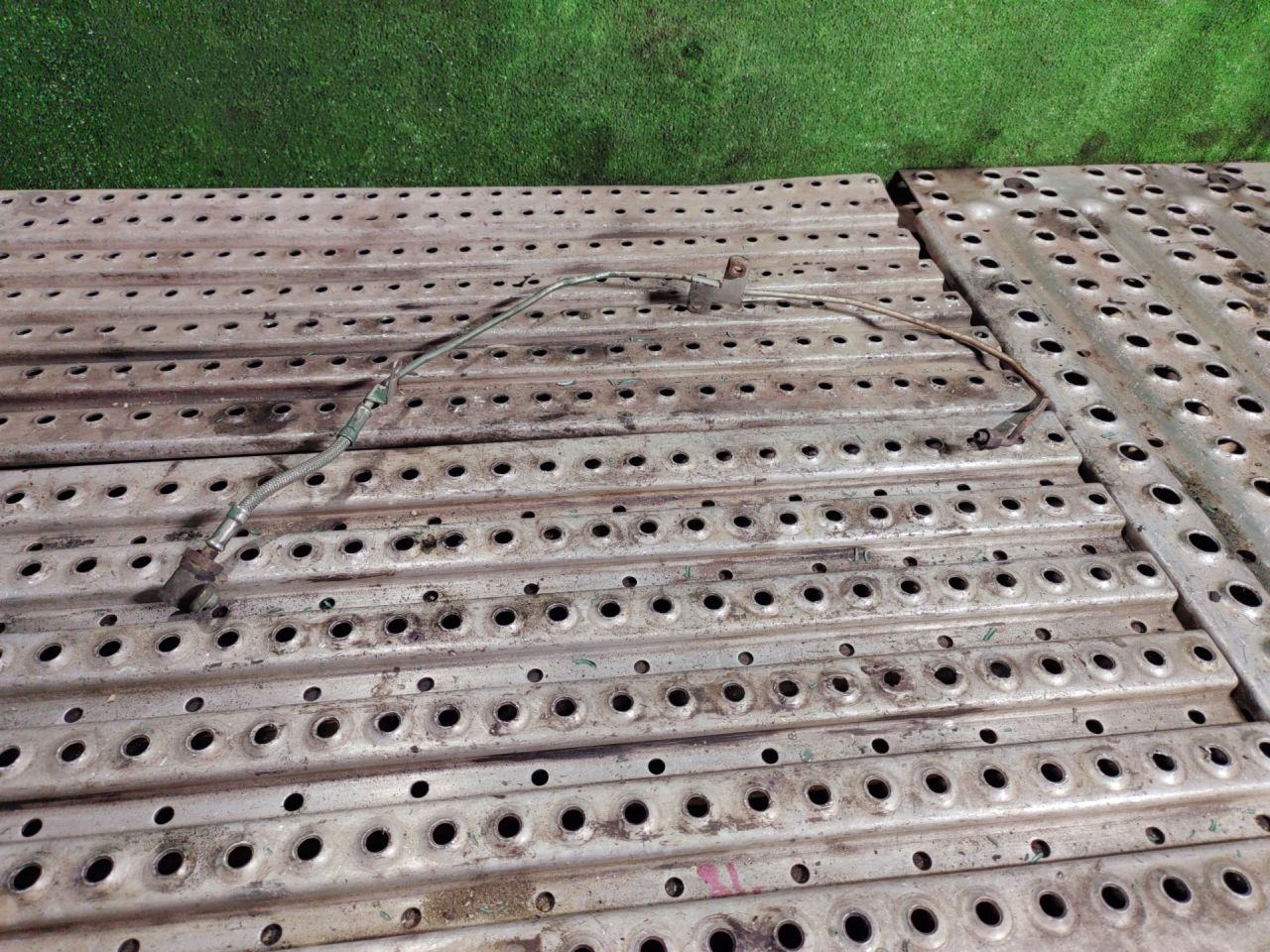 трубка горного тормоза Volvo FM 3 поколение 2015, 10.8 л., D11K410, дизель, АКПП, 21700057 - фото №1