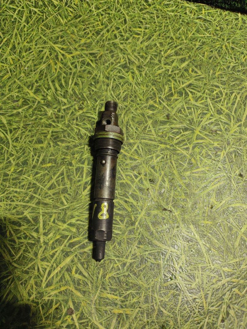 форсунка Scania P 2 поколение 1995, 0986430387, 1384170 - фото №1