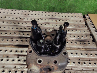 головка блока цилиндров Scania P 2 поколение 1995, 1523419